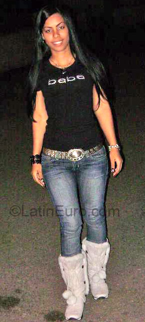 Date this gorgeous Dominican Republic girl Leena from Santiago DO245