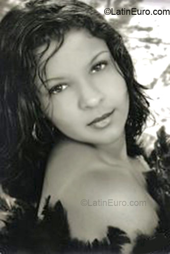 Date this foxy Brazil girl Alicia from Itatiba BR349