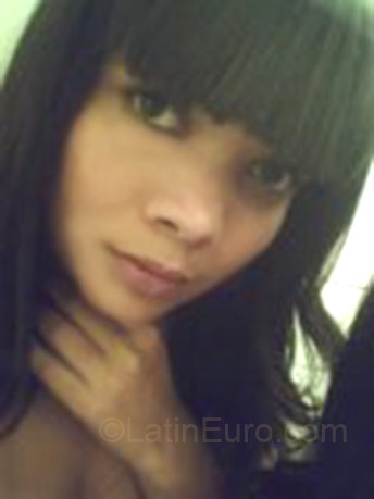 Date this young Brazil girl Damiris Cristina from Sao Carlos BR350