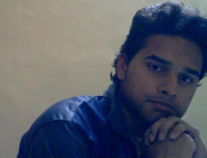 Date this foxy India man REBEL from New Delhi IN7