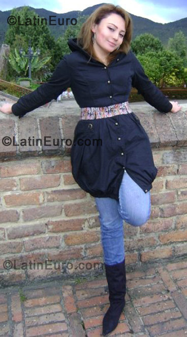 Date this hot Colombia girl Gloria Fernanda from Bogota CO316