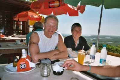 Date this tall United States man California from Beverly Hills US969