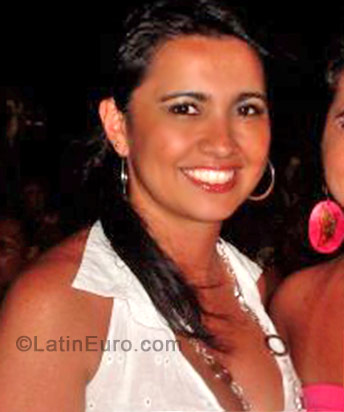 Date this hard body Colombia girl Martha Patricia from Bogota CO359