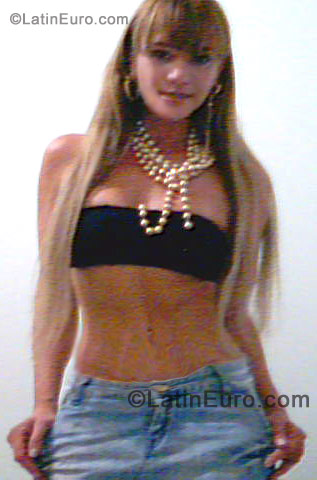 Date this fun Brazil girl Emily from Criciuma BR506