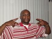Date this beautiful United States man Dkelz from Anderson US1230