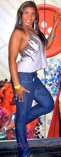 Date this good-looking Brazil girl Cacau from Rio de Janeiro BR577