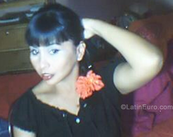 Date this good-looking Peru girl Margarita from Lima 35 PE64