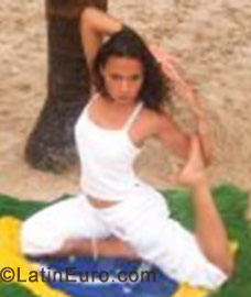 Date this georgeous Brazil girl Fernanda from Sao Paulo BR611
