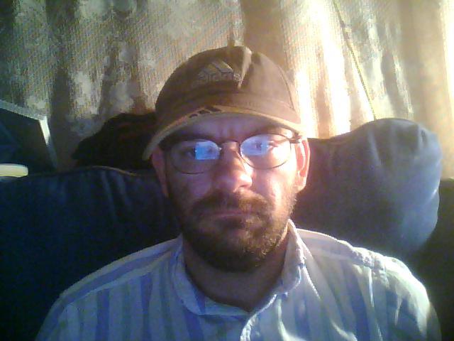 Date this nice looking Canada man Adamrjrogers from Guelph CA40