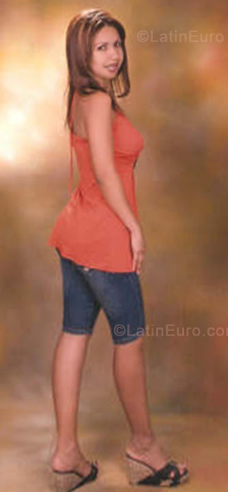 Date this hard body Colombia girl Maria from Cali CO479