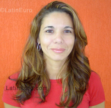 Date this exotic Brazil girl Kelly Cristina from Tubarao BR712