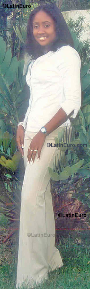 Date this hot Dominican Republic girl Lillian from Puerto Plata DO569