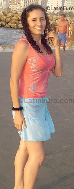 Date this attractive Colombia girl Teresa from Rionegro CO544