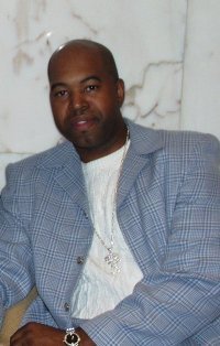 Date this athletic United States man Nwnupe from Atlanta US1632