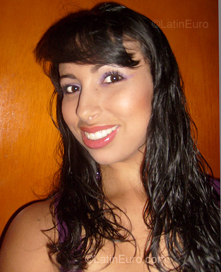 Date this charming Colombia girl Claudia from Itagui CO558