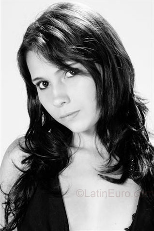 Date this good-looking Colombia girl Alejandra from Medellin CO568