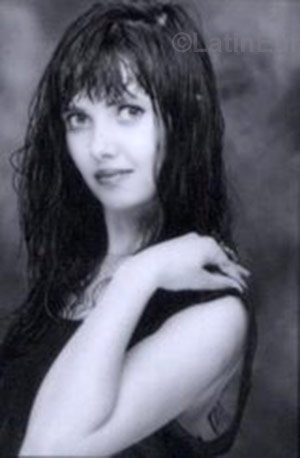 Date this sensual Brazil girl Ariadna from Ponta Grossa BR827