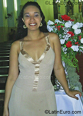 Date this georgeous Brazil girl Junia from Contagem BR895
