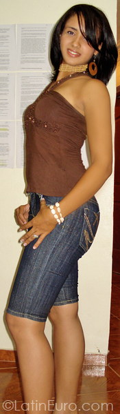 Date this exotic Dominican Republic girl Angelie Stephania from Salcedo DO699