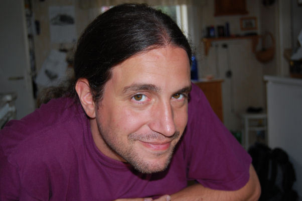 Date this voluptuous Sweden man Matthias from Astorp SE29