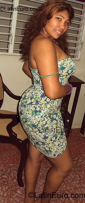 Date this tall Dominican Republic girl Elizabeth Del Carmen from Salcedo DO723