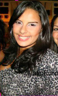 Date this fun Brazil girl Aline from Rio De Janeiro BR952