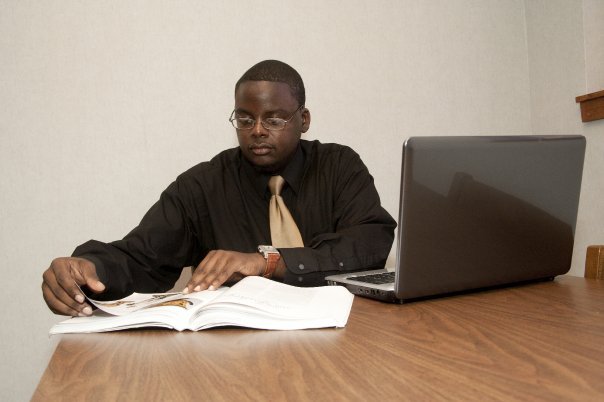 Date this young United States man David from Washington US2076