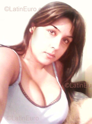 Date this stunning Colombia girl Yely Andrea from Medellin CO717