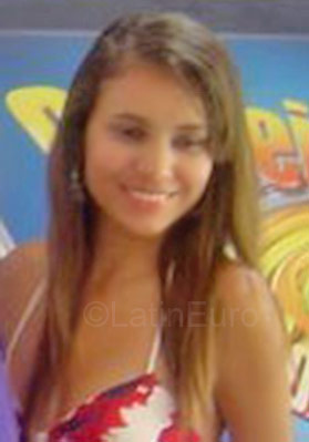 Date this exotic Brazil girl Jessica from Marica BR998