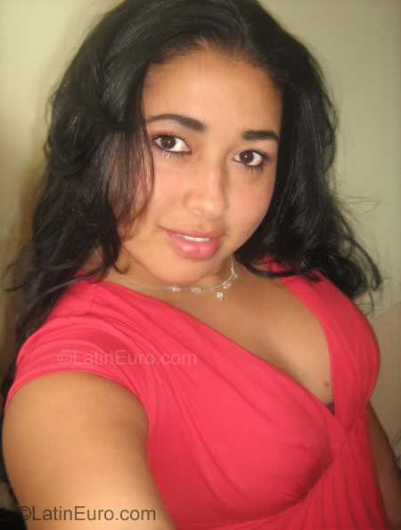 Date this young Colombia girl Vicky Johanna from Soledad CO742