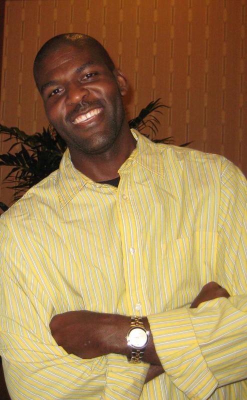 Date this hot United States man Jonzee from San Diego US16097