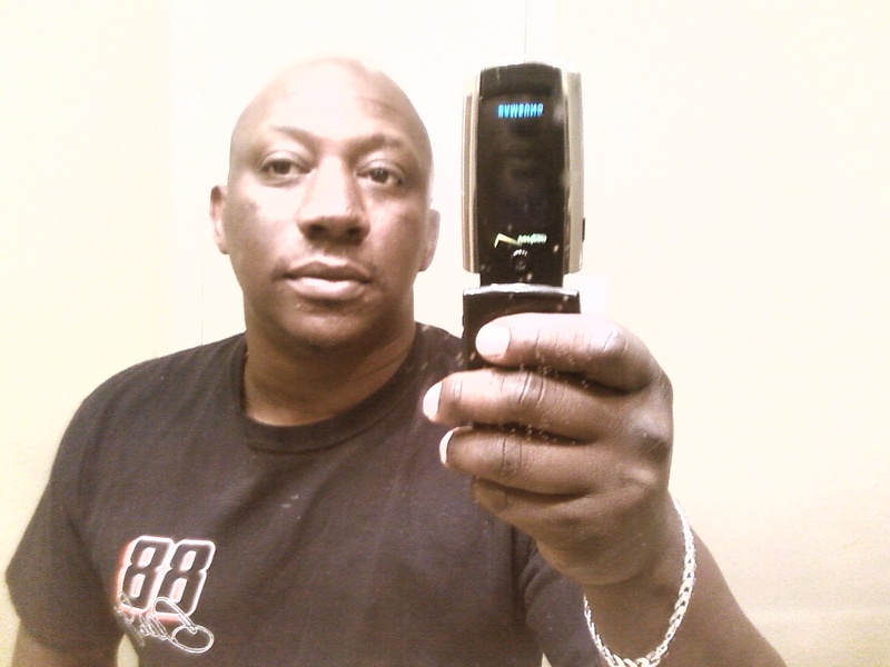Date this pretty United States man Lewis from GRAND PRAIRIE US2351