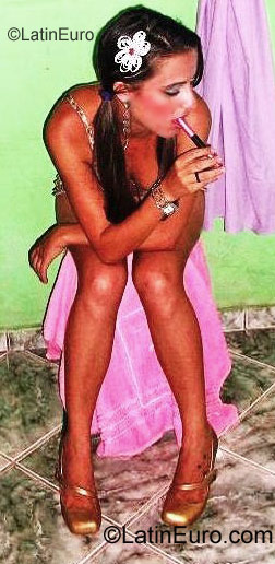 Date this lovely Brazil girl Renata from Governador Nunes Freire BR1054
