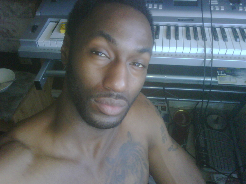 Date this young Canada man Kairotiq from Toronto CA90