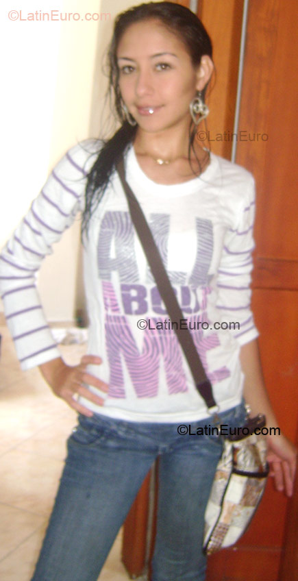 Date this delightful Colombia girl Juliana from Medellin CO891