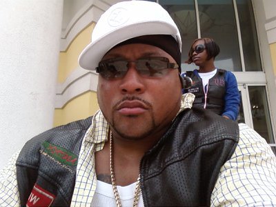 Date this tall United States man BIGWIZ1 from New York BR1179