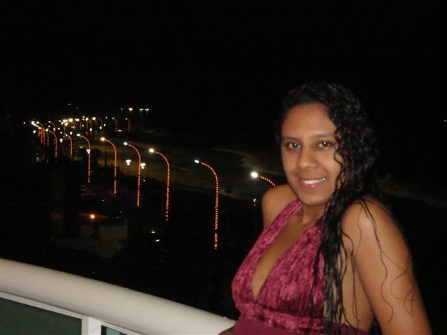 Date this georgeous Brazil girl Andrea from Nova Iguacu BR1209