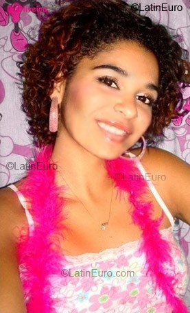 Date this stunning Brazil girl Daiane from Rio De Janeiro BR1228