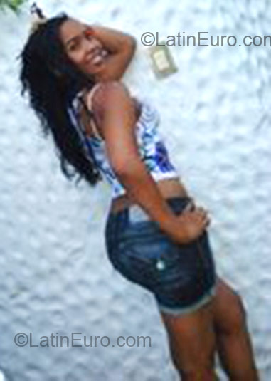 Date this passionate Brazil girl Elane from Salvador BR1230
