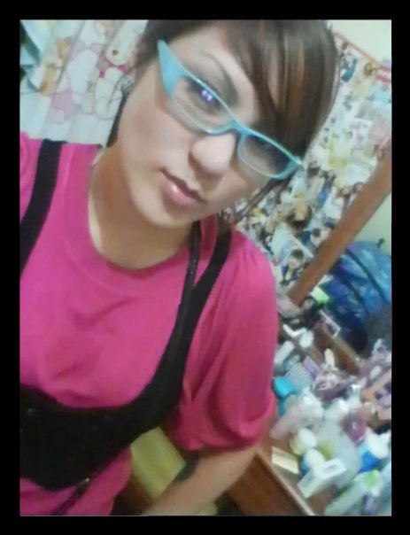 Date this foxy Philippines girl Melody from Manila PH89