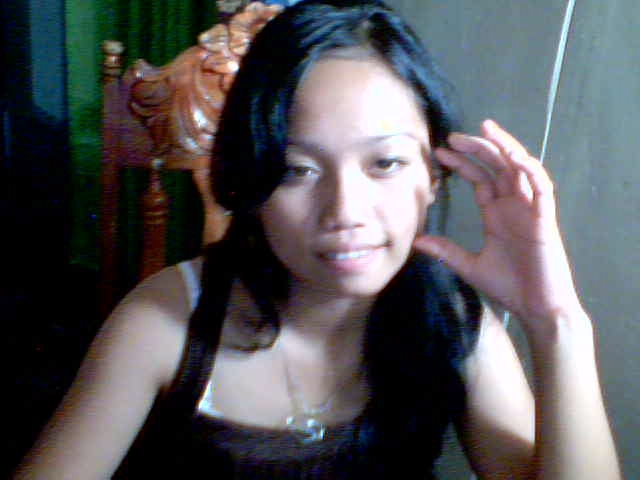 Date this charming Philippines girl Arjielyn from Iligan City PH124