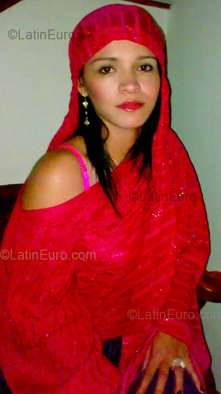 Date this lovely Colombia girl Jeny Cristina from Medeliin CO1073