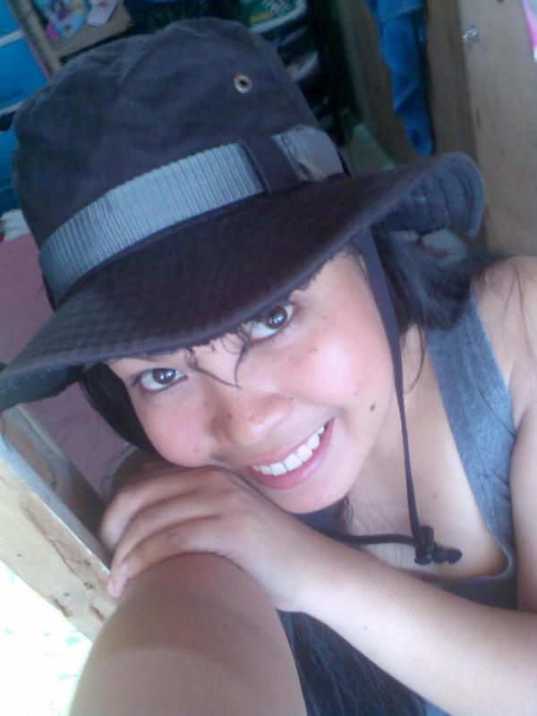 Date this exotic Philippines girl Maricar from Iloilo PH145