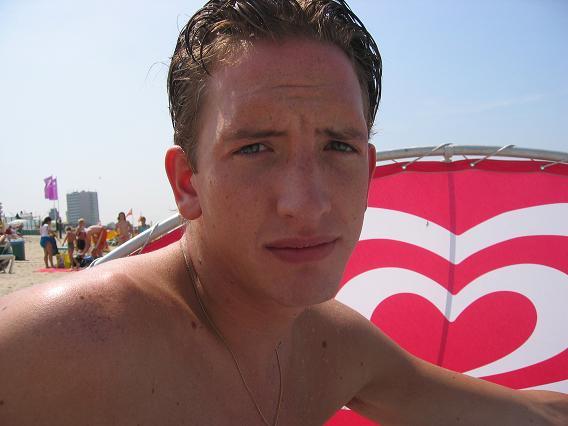 Date this sensual Netherlands man Johnnyblaze from Amsterdam NL55