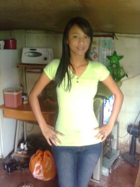 Date this tall Philippines girl Rizza021 from Bulacan PH195