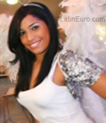 Date this tall Dominican Republic girl Nelly from Santo Domingo DO1246