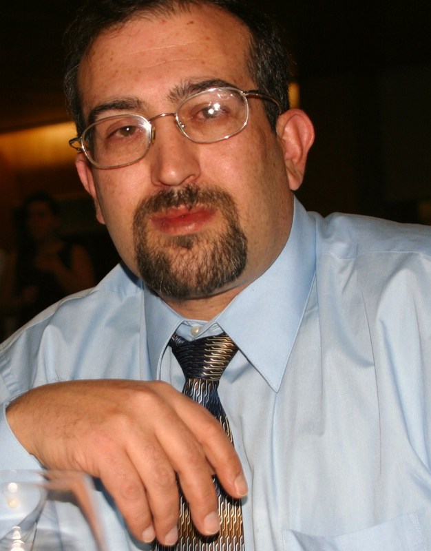 Date this happy United States man Emilio from Harrison DO1386