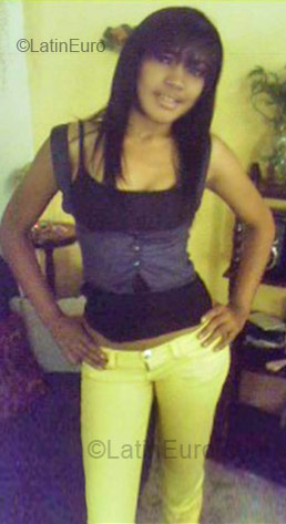 Date this pretty Dominican Republic girl Ana Felicia from Santiago DO1420