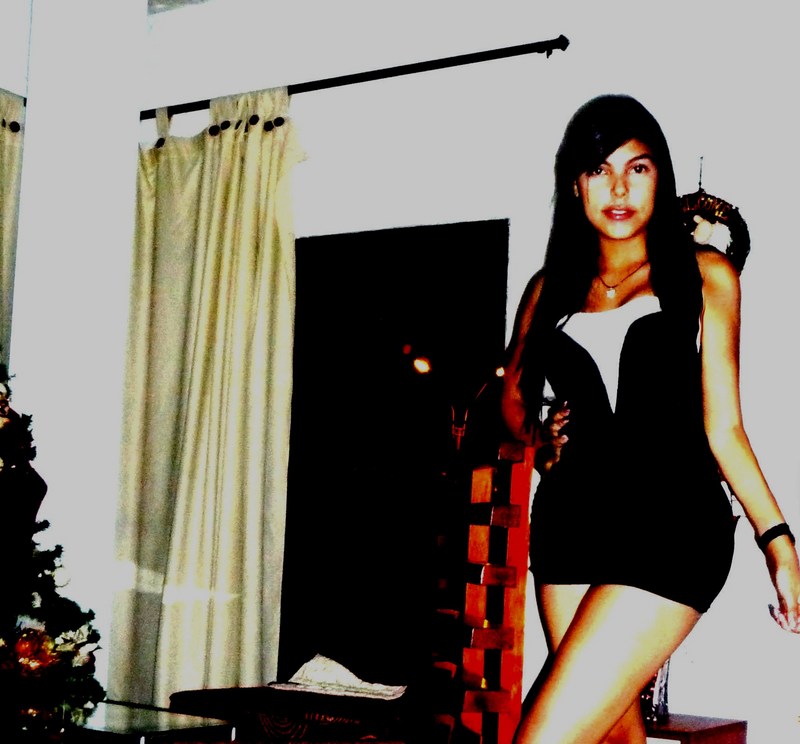 Date this hard body Colombia girl MARIACALLE from Cali CO1312