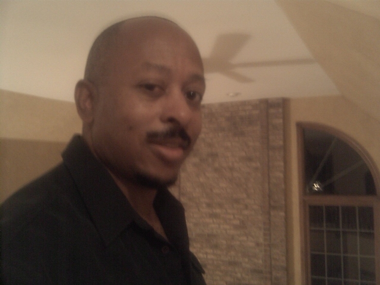 Date this nice looking United States man Garry from Chicago US3617
